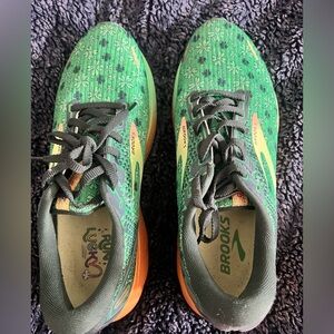 Brooks Ghost 14 “Run Lucky” 9.5 Sneakers Like New St Patrick’s Day!